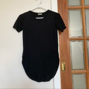 Black fitted T shirt